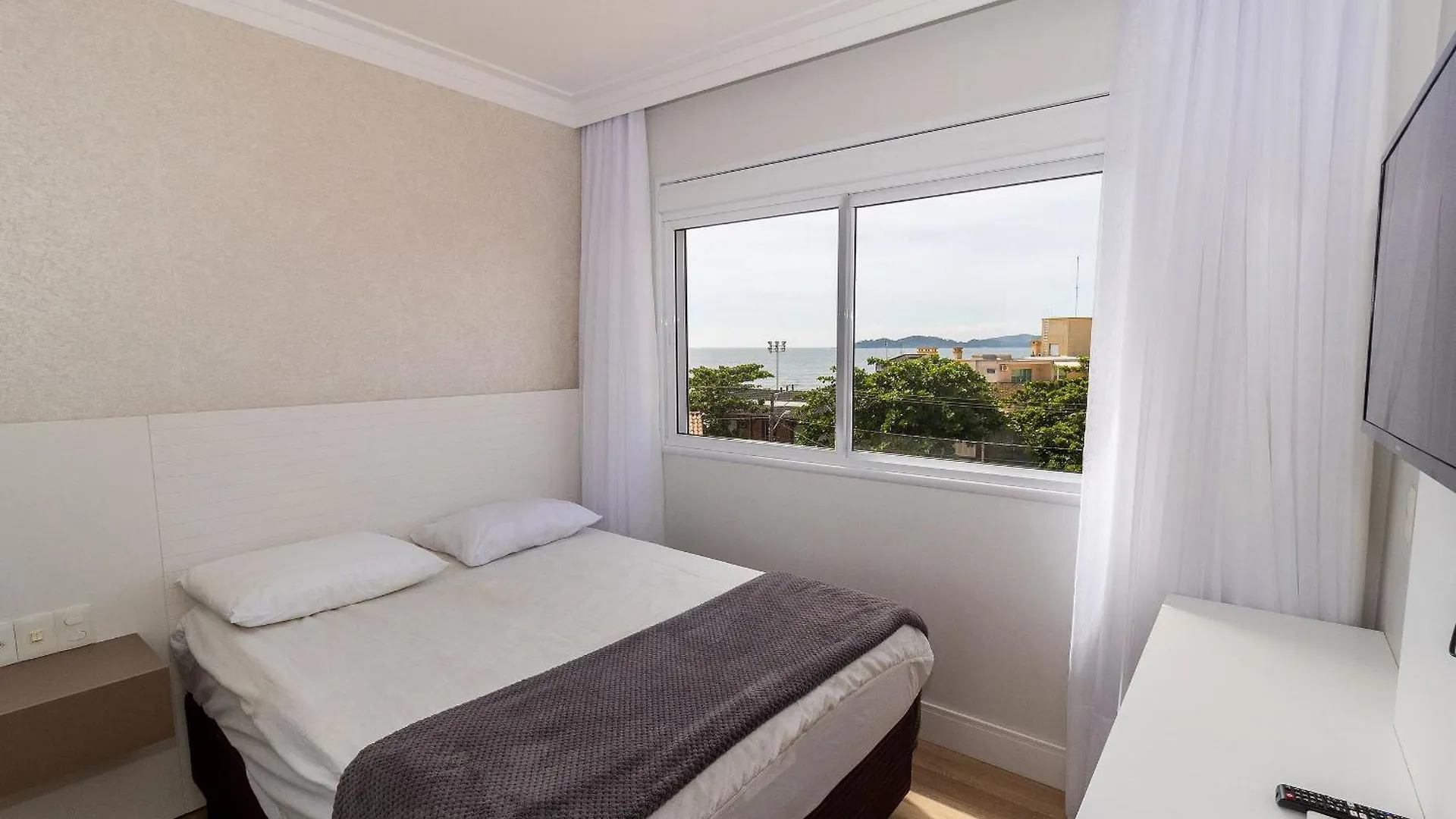 Varandas Do Atlantico 306A - Excelente Apartamento Em Condominio De Luxo A Beira Mar - Piscina Climatizada - Academia - Bombinhas Apartment