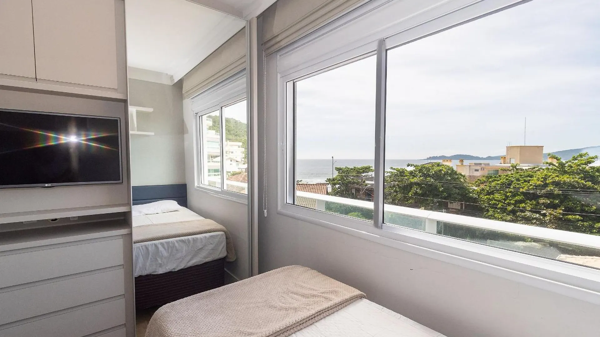 Varandas Do Atlantico 306A - Excelente Apartamento Em Condominio De Luxo A Beira Mar - Piscina Climatizada - Academia - Bombinhas