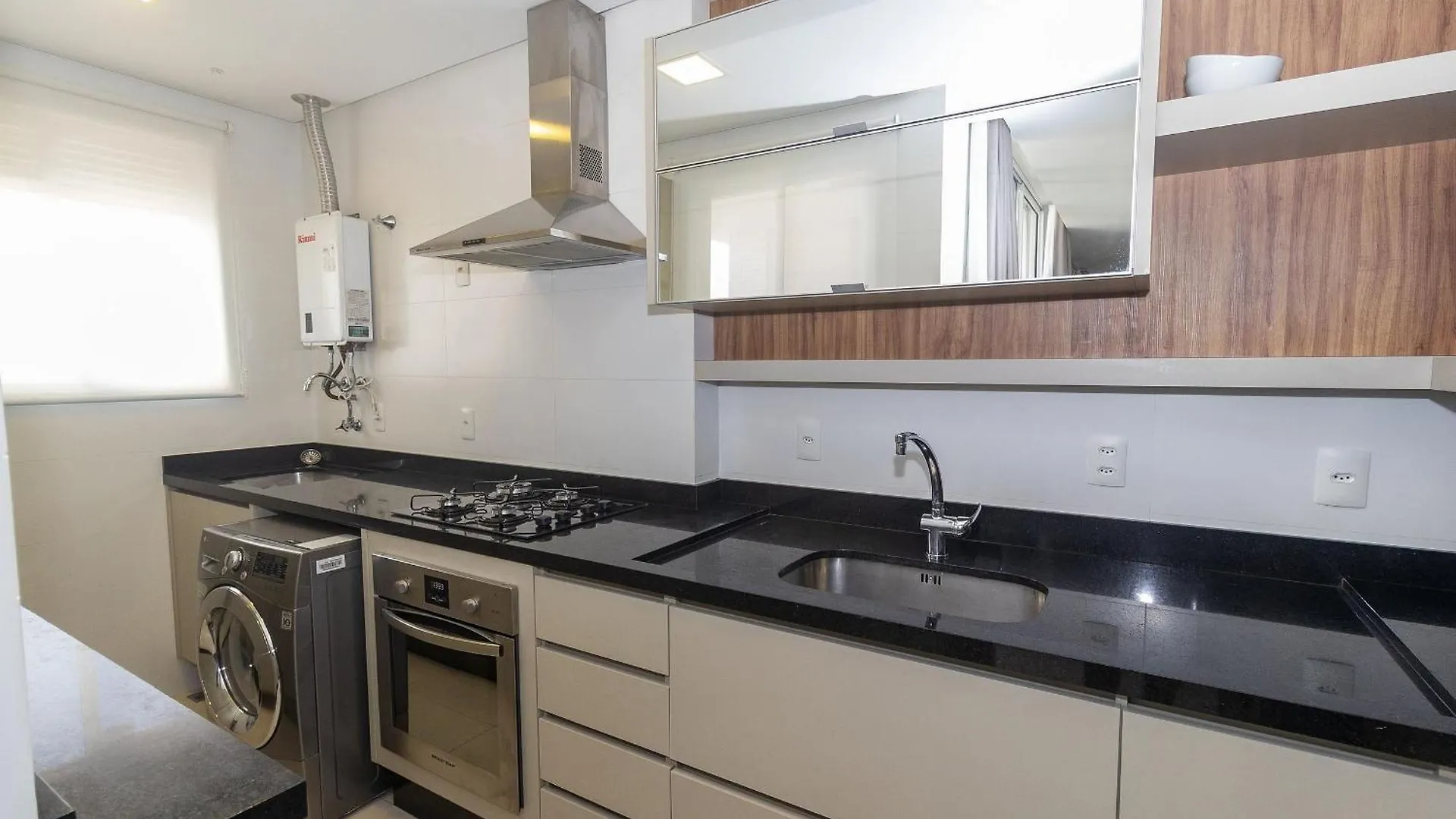 Varandas Do Atlantico 306A - Excelente Apartamento Em Condominio De Luxo A Beira Mar - Piscina Climatizada - Academia - Bombinhas 0*,